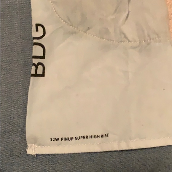 BDG Pin Up Super High Rise - Picture 3 of 3